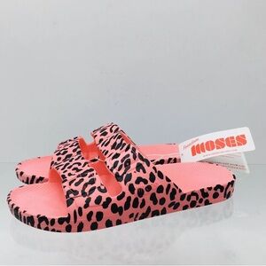 Freedom Moses Leo Pink Martini Double Band Slides Women’ Size 9/10
